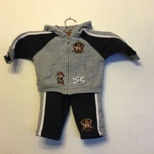 💥4/$25 Disney infant sweat suit
